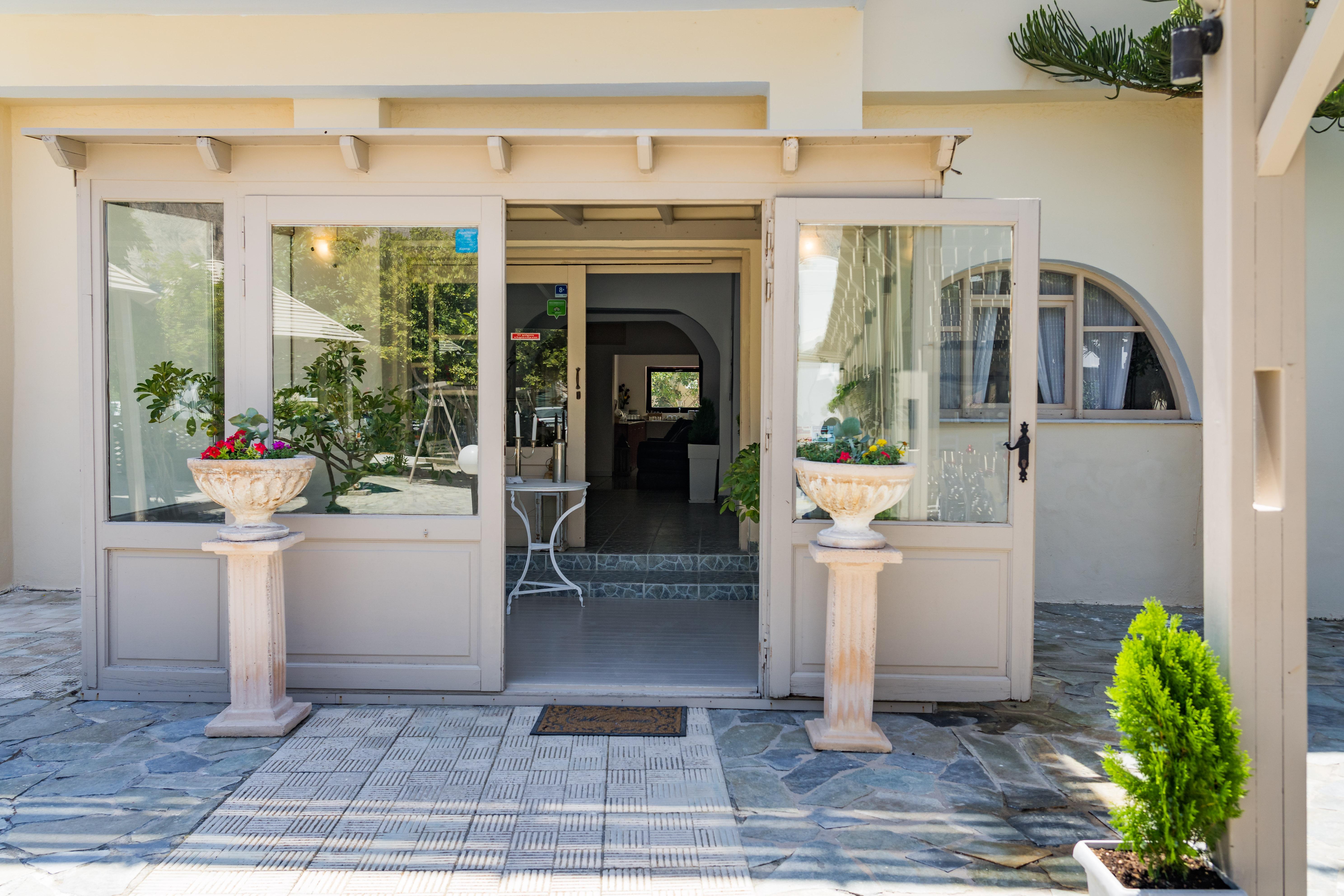 Hotel Rena Περίσσα Εξωτερικό φωτογραφία