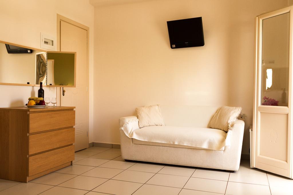 Hotel Rena Περίσσα Εξωτερικό φωτογραφία